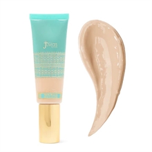 Juvia's Place I Am Magic Natural Radiance Foundation - Vienna 700 Light with warm undertone